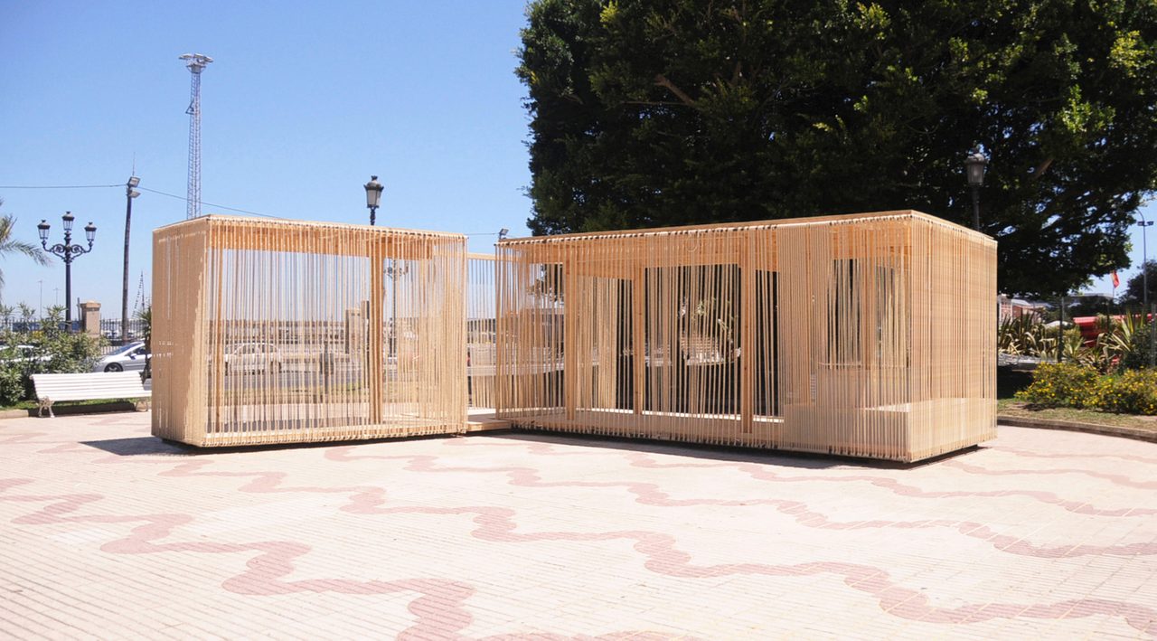 Avanzada, a timber and rope exhibition pavilion on Cadiz harbour, Spain