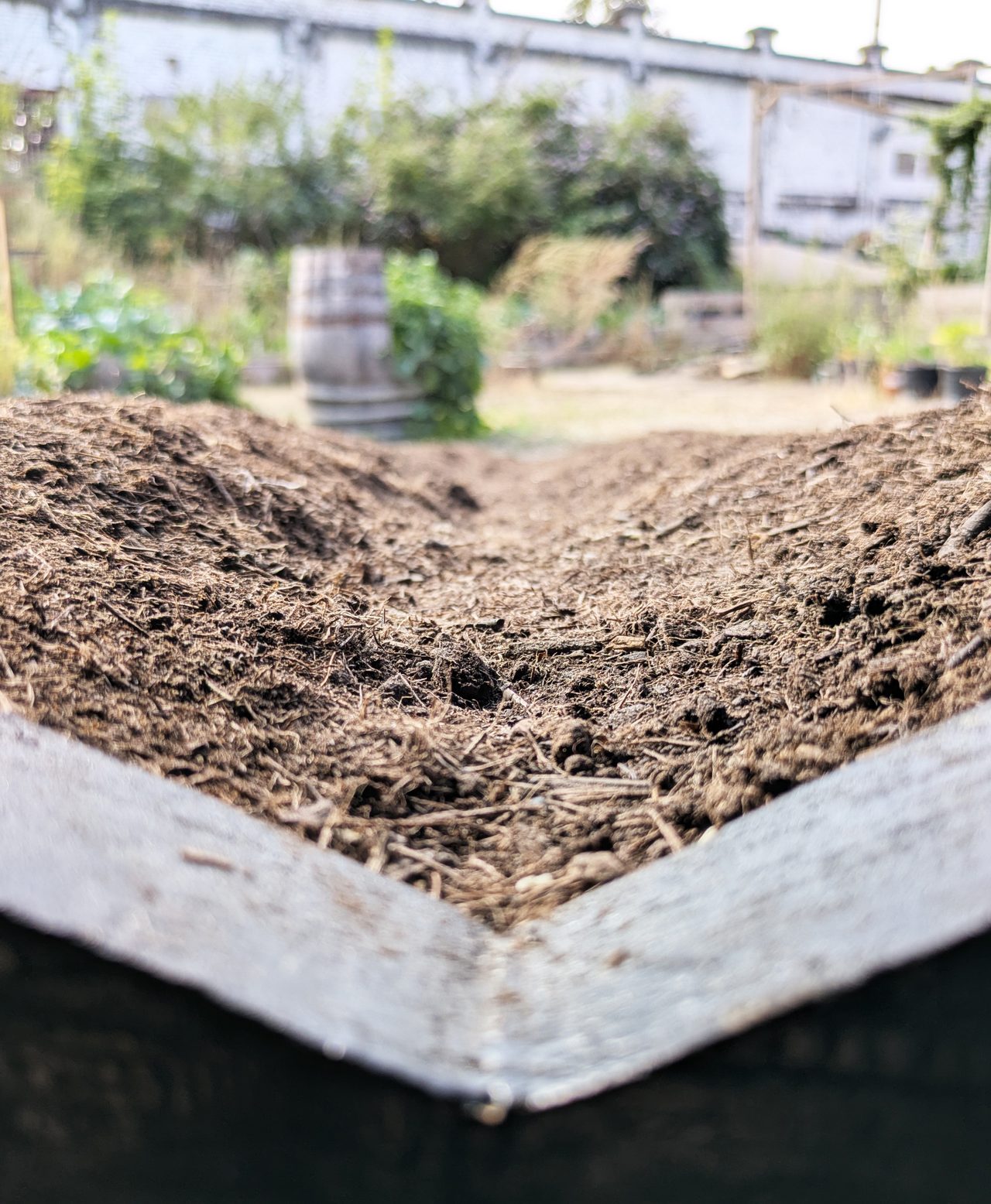 Earth furrows built into the chapel structure