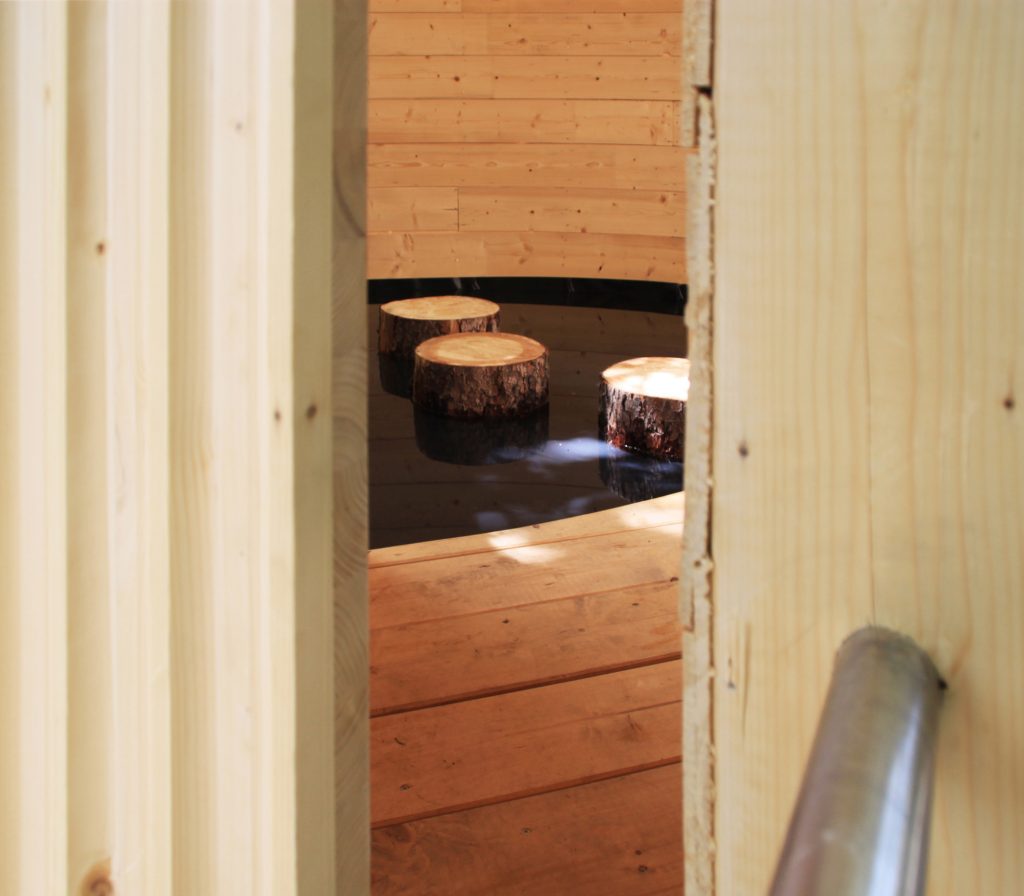 The sliding door with fluted carving